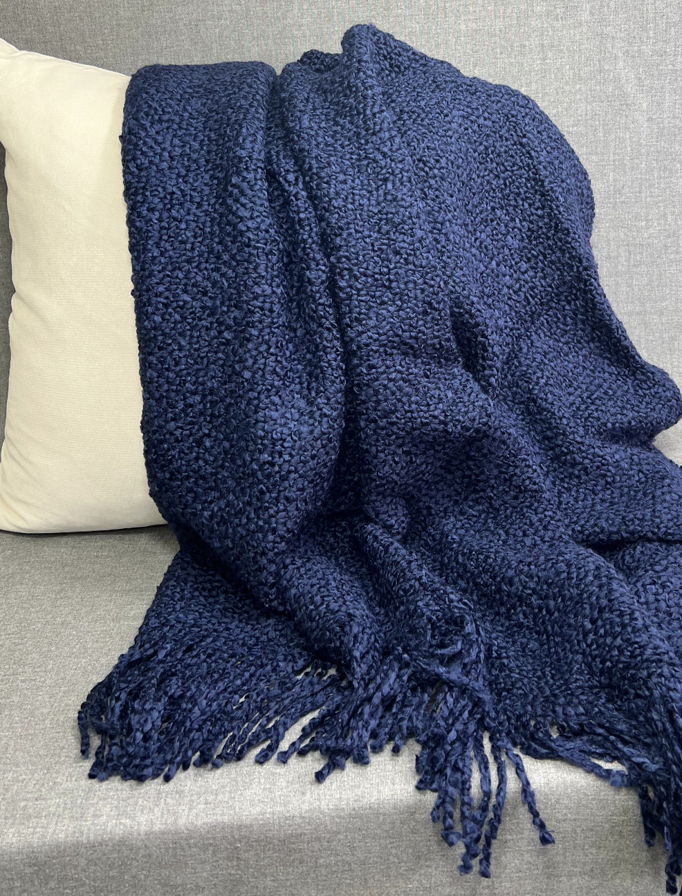 Luxury Knit Throw – 40" × 70" – Campbell Midnight; Bulky Knit Throw