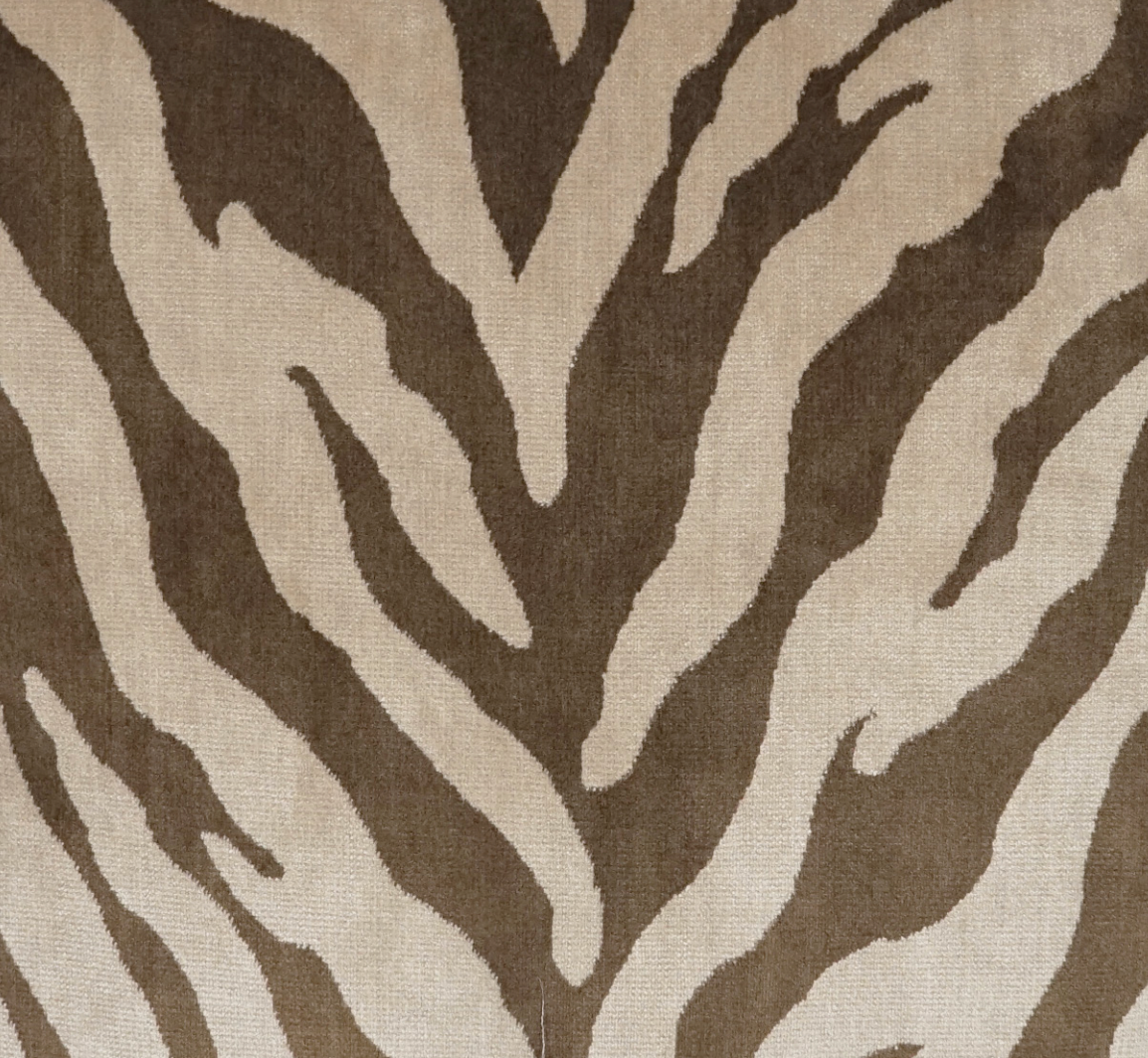 Luxury Pillow – 24" × 24" – Tanja Bark