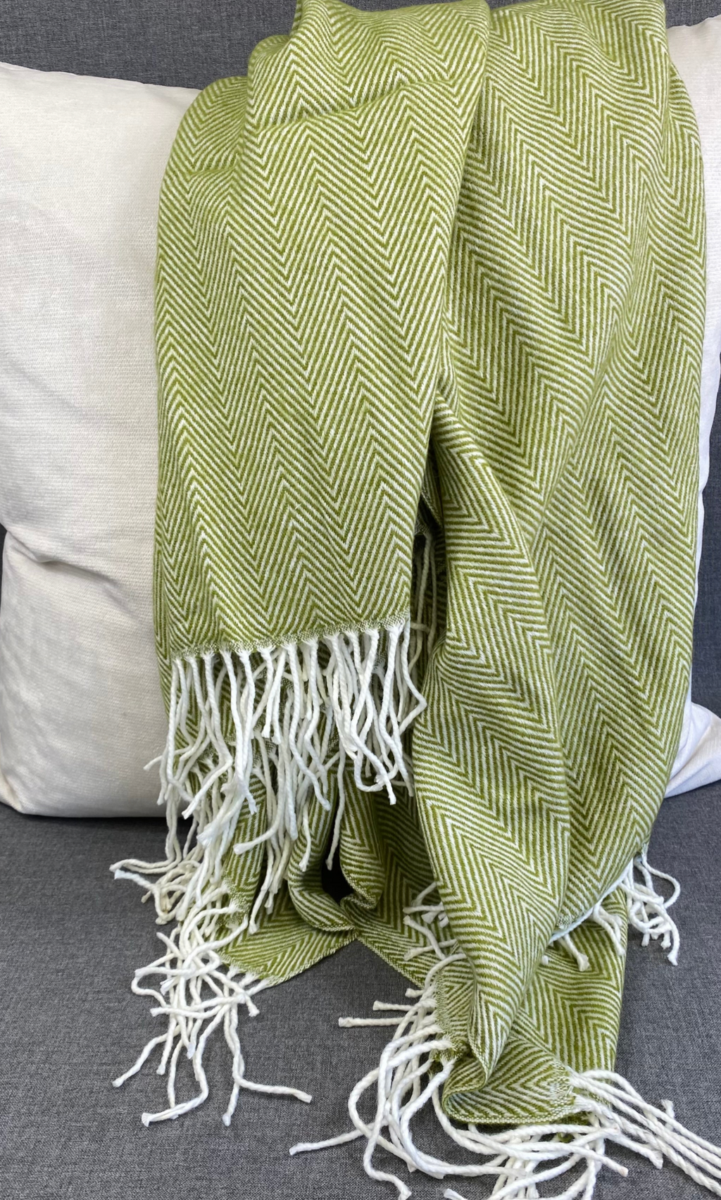Luxury Throw – 50" × 60" – Herringbone Grass