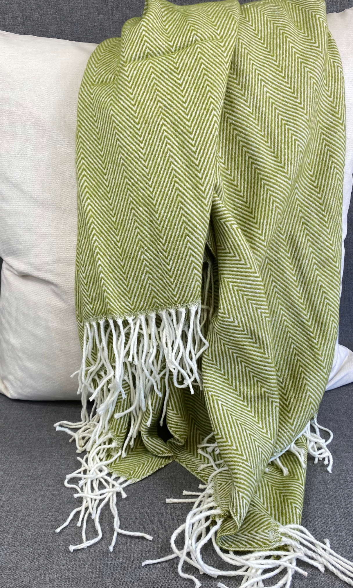 Luxury Throw – 50" × 60" – Herringbone Grass