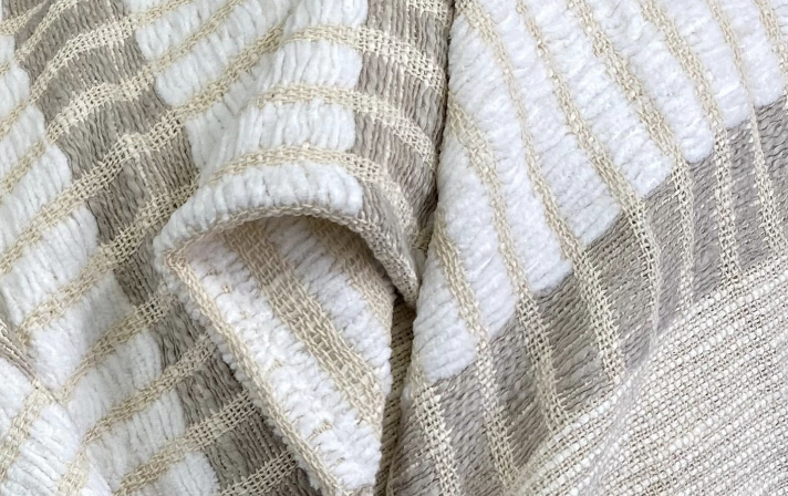 Luxury Throw – 50" × 60" – Woven Striped Natural Throw