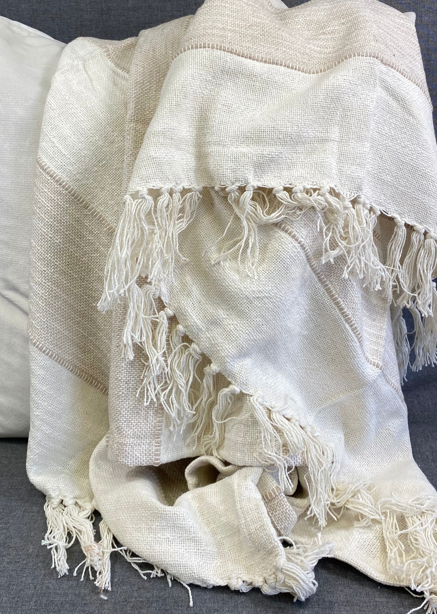 Luxury Throw – 50" × 60" – Woven Cream Tan