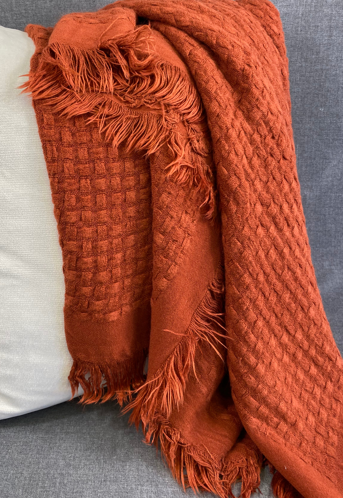 Luxury Throw – 50" × 60" – Waffle Weave Rust