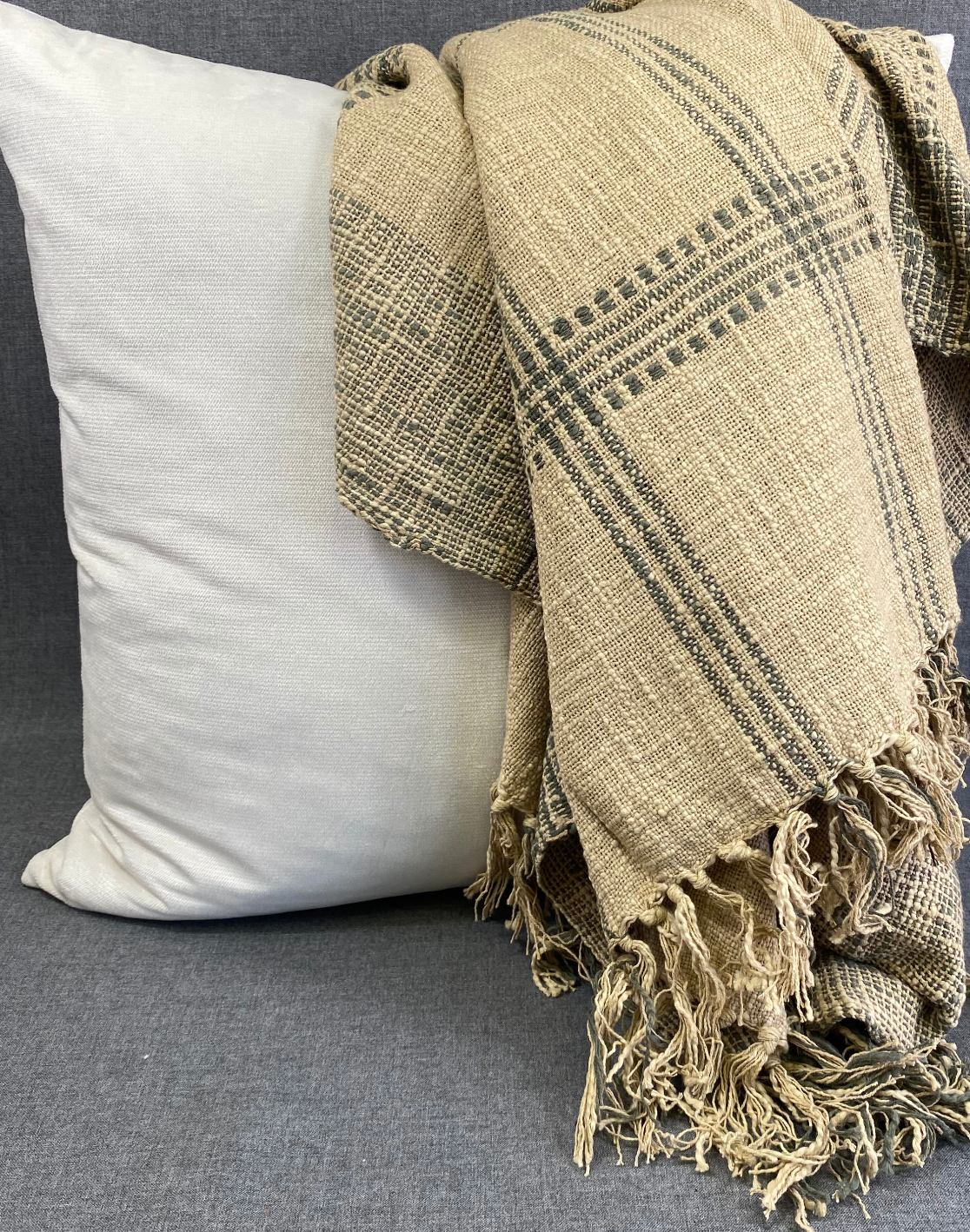 Luxury Throw – 50" × 60" – Plaid Natural Throw