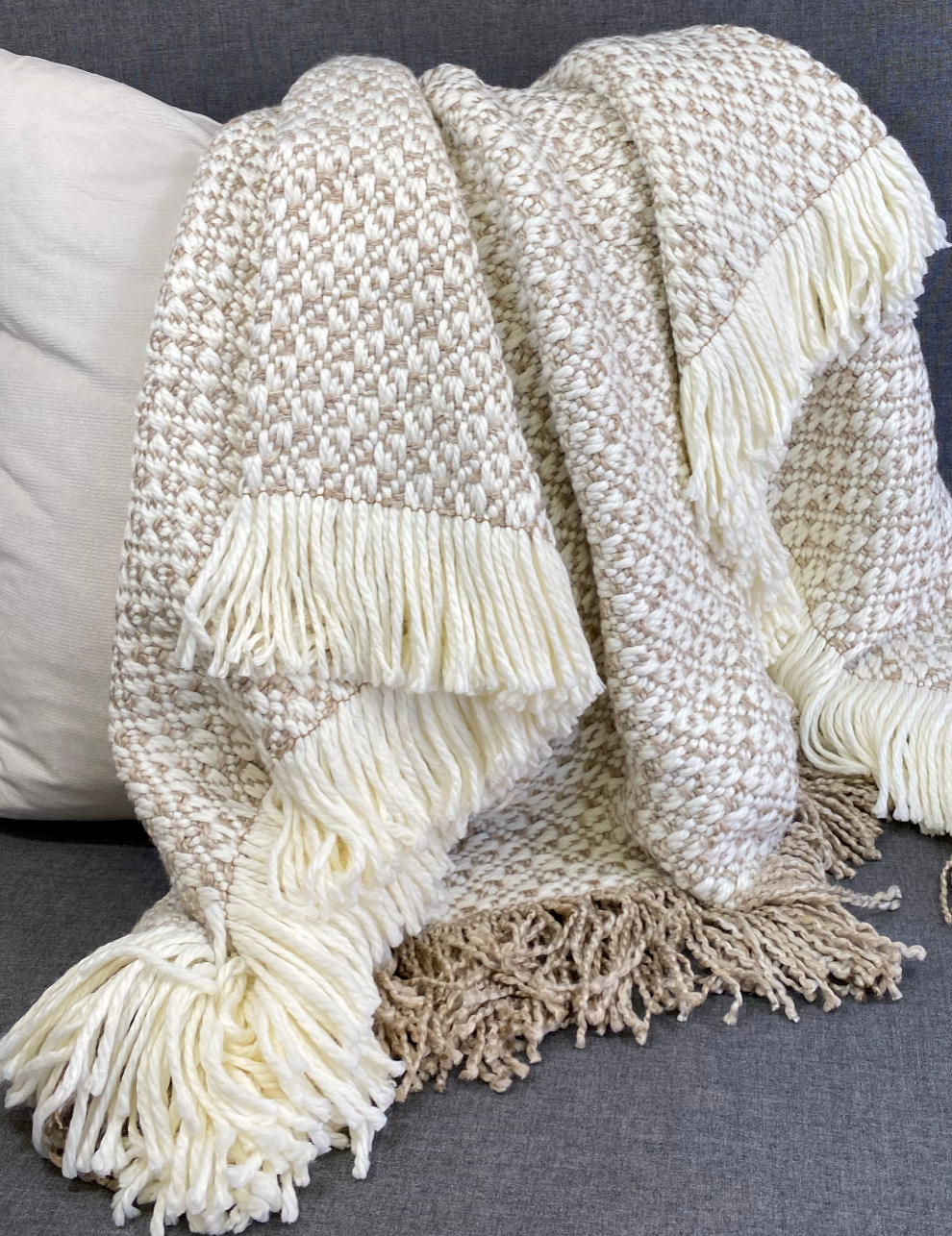 Luxury Throw – 45" × 70" – Middlebury Linen