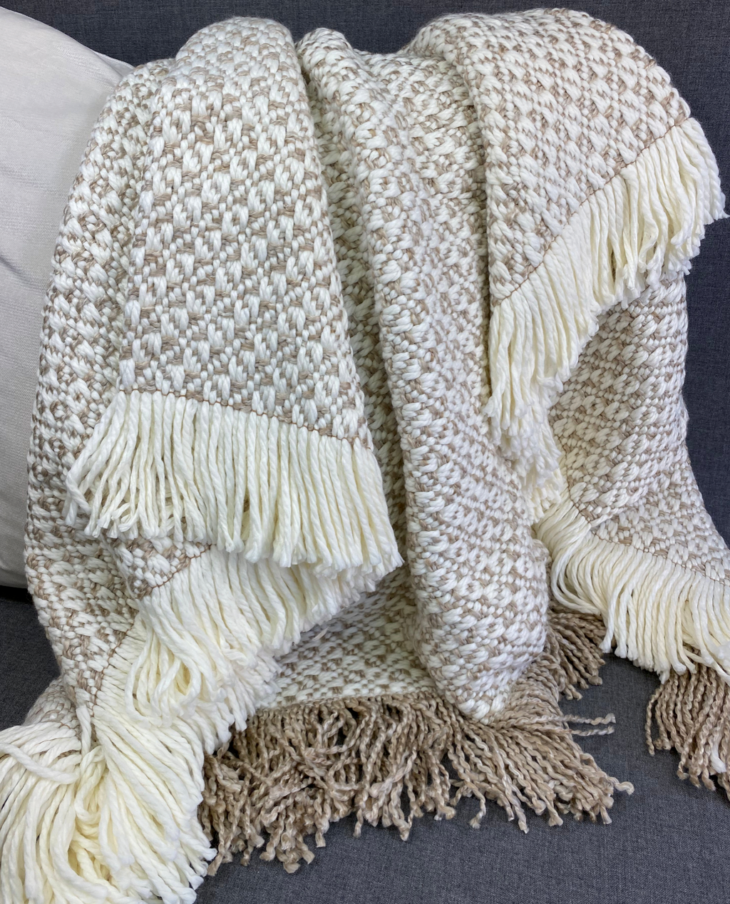 Luxury Throw – 45" × 70" – Middlebury Linen