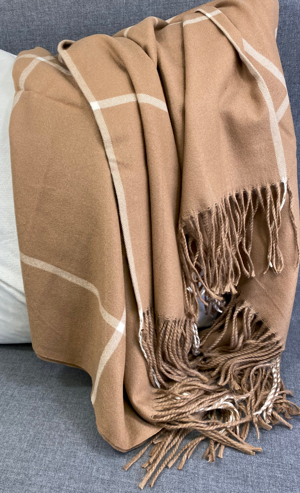 Luxury Throw – 50" × 60" – Glasgow Camel