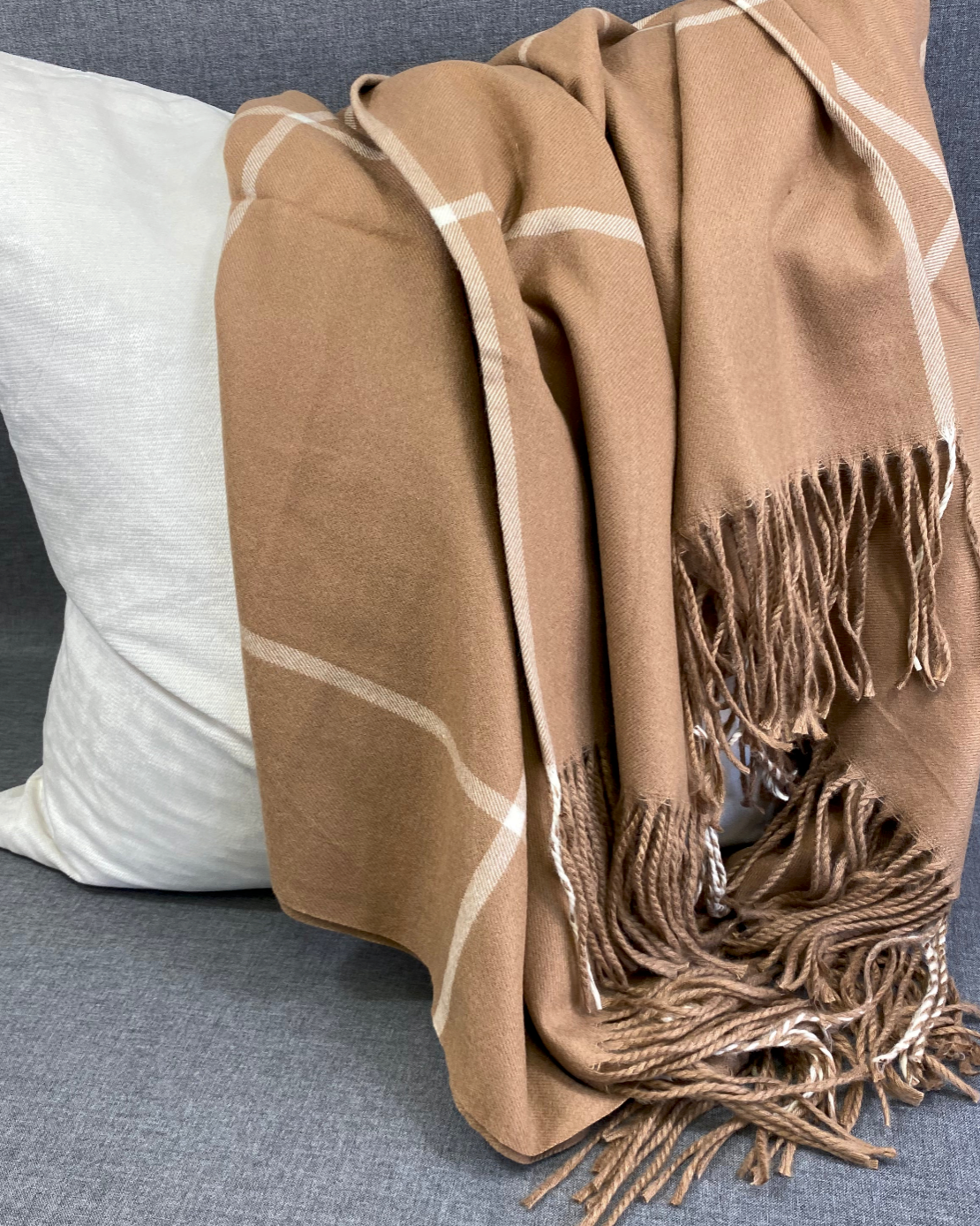 Luxury Throw – 50" × 60" – Glasgow Camel