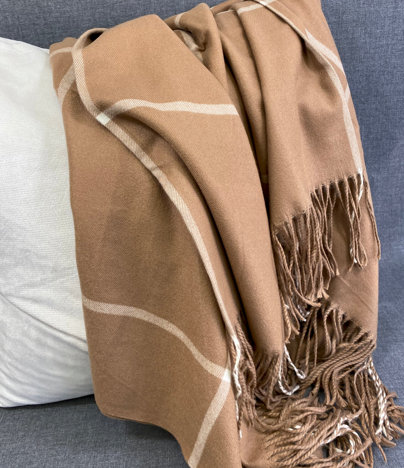 Luxury Throw – 50" × 60" – Glasgow Camel