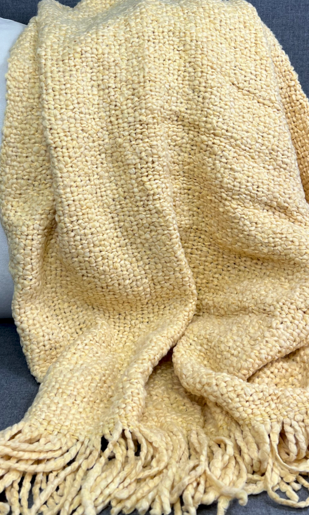 Luxury Throw – 40" × 70" – Campbell Lemon