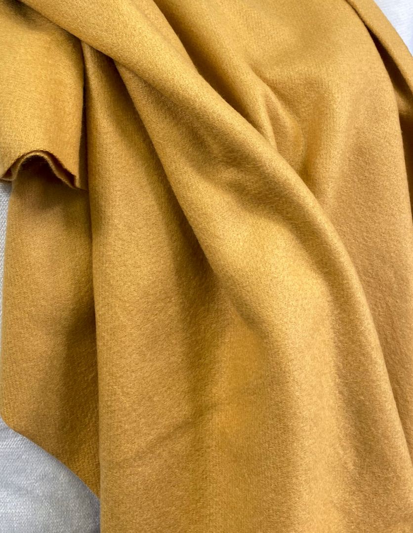 Luxury Throw – 68" × 50" – Cashmere Honey Faux
