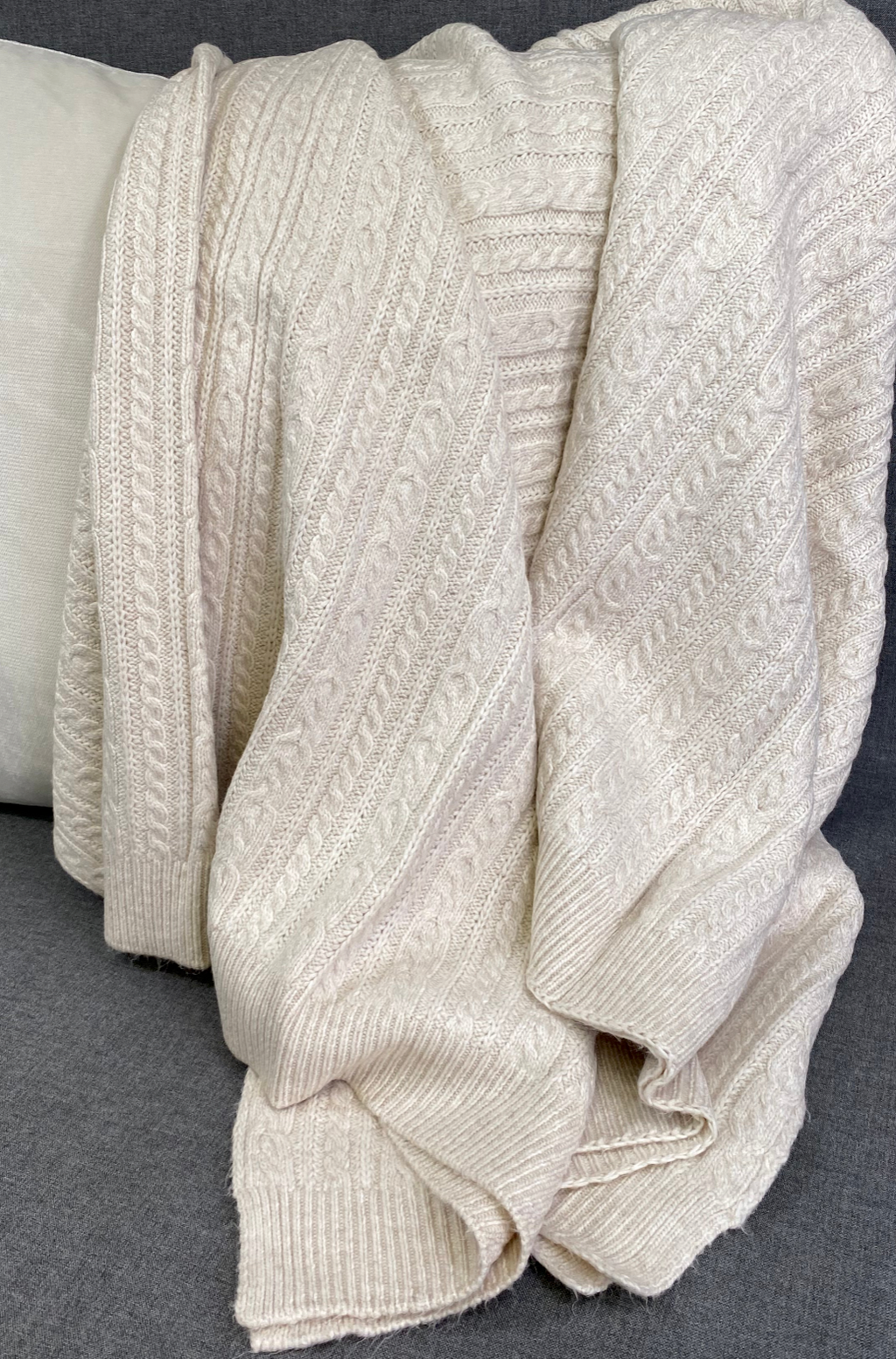 Luxury Knit Throw – 50" × 60" – Spinnaker Mainsail