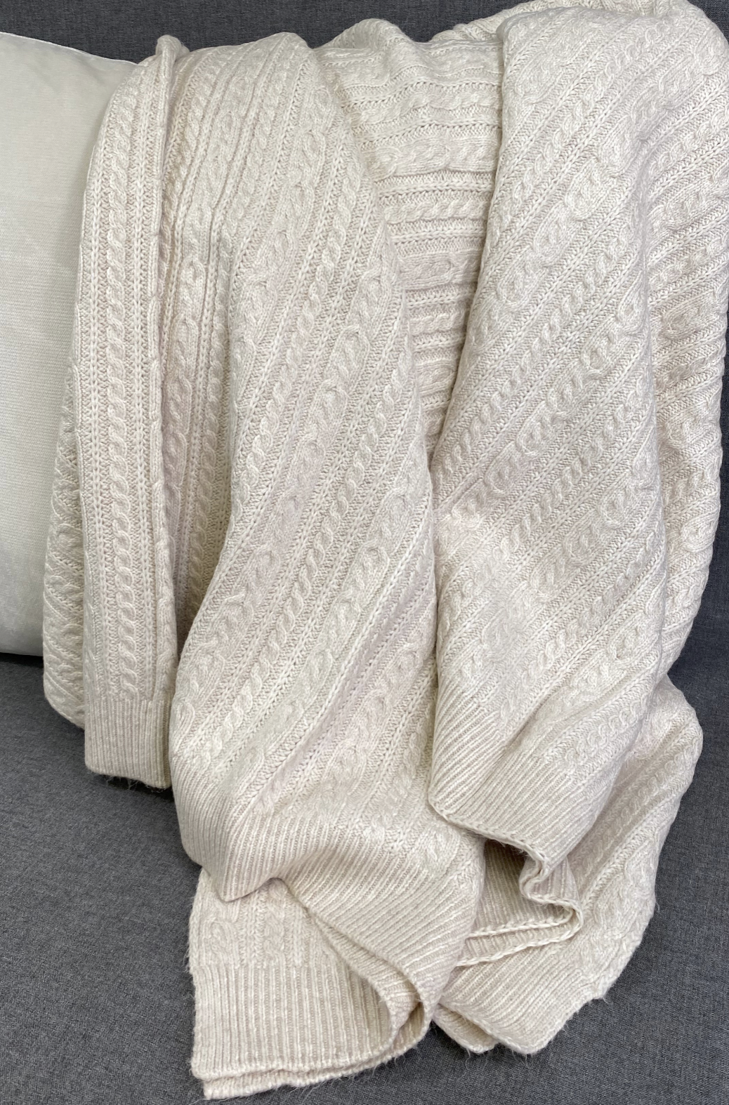 Luxury Knit Throw – 50" × 60" – Spinnaker Mainsail