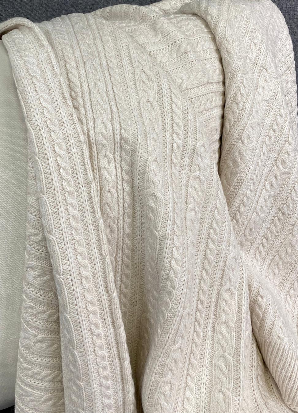 Luxury Knit Throw – 50" × 60" – Spinnaker Mainsail