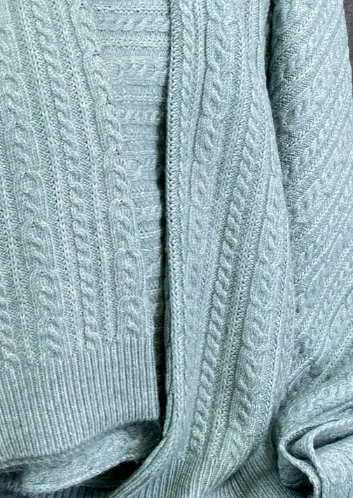 Luxury Knit Throw – 50" × 60" – Spinnaker Sea Mist