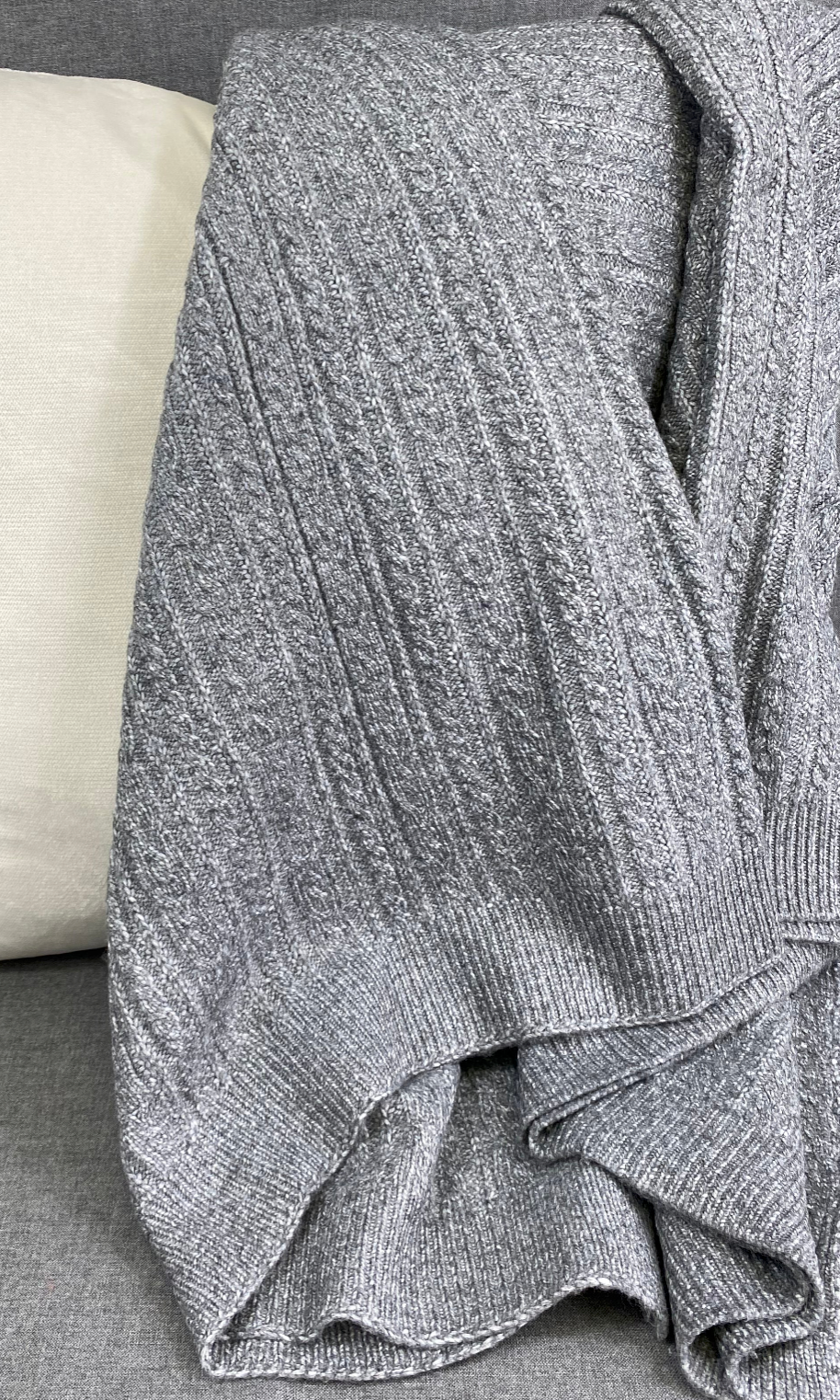 Luxury Knit Throw – 50" × 60" – Spinnaker Grey
