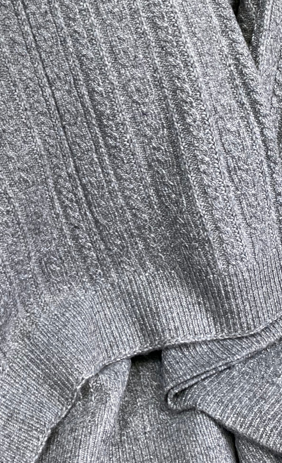 Luxury Knit Throw – 50" × 60" – Spinnaker Grey