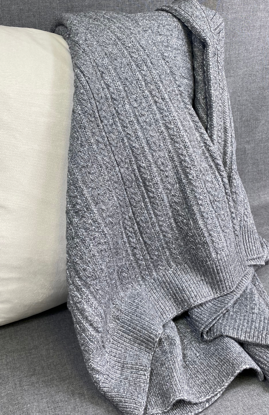 Luxury Knit Throw – 50" × 60" – Spinnaker Grey