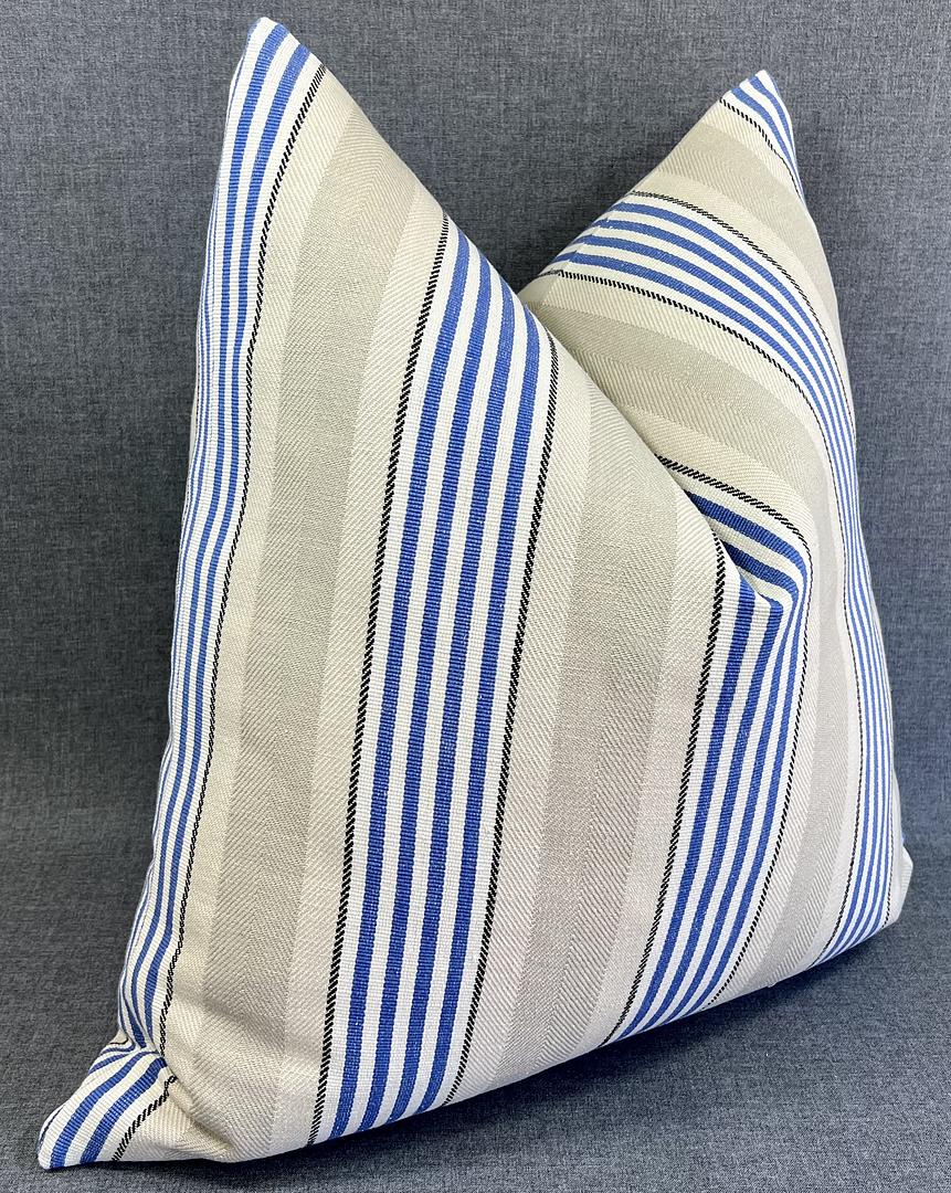 Luxury Pillow - 24" x 24" Newport Sand