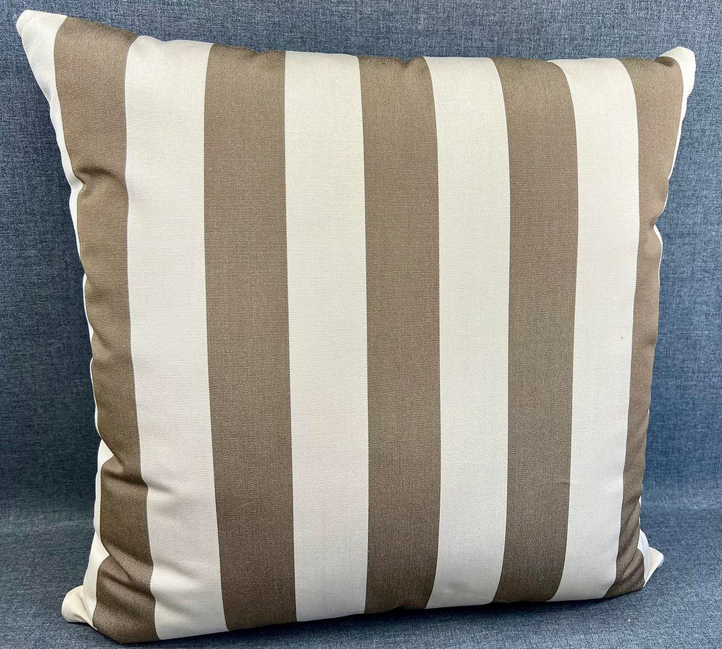 ODSQ Maxim Cocoa Outdoor 22" x 22"