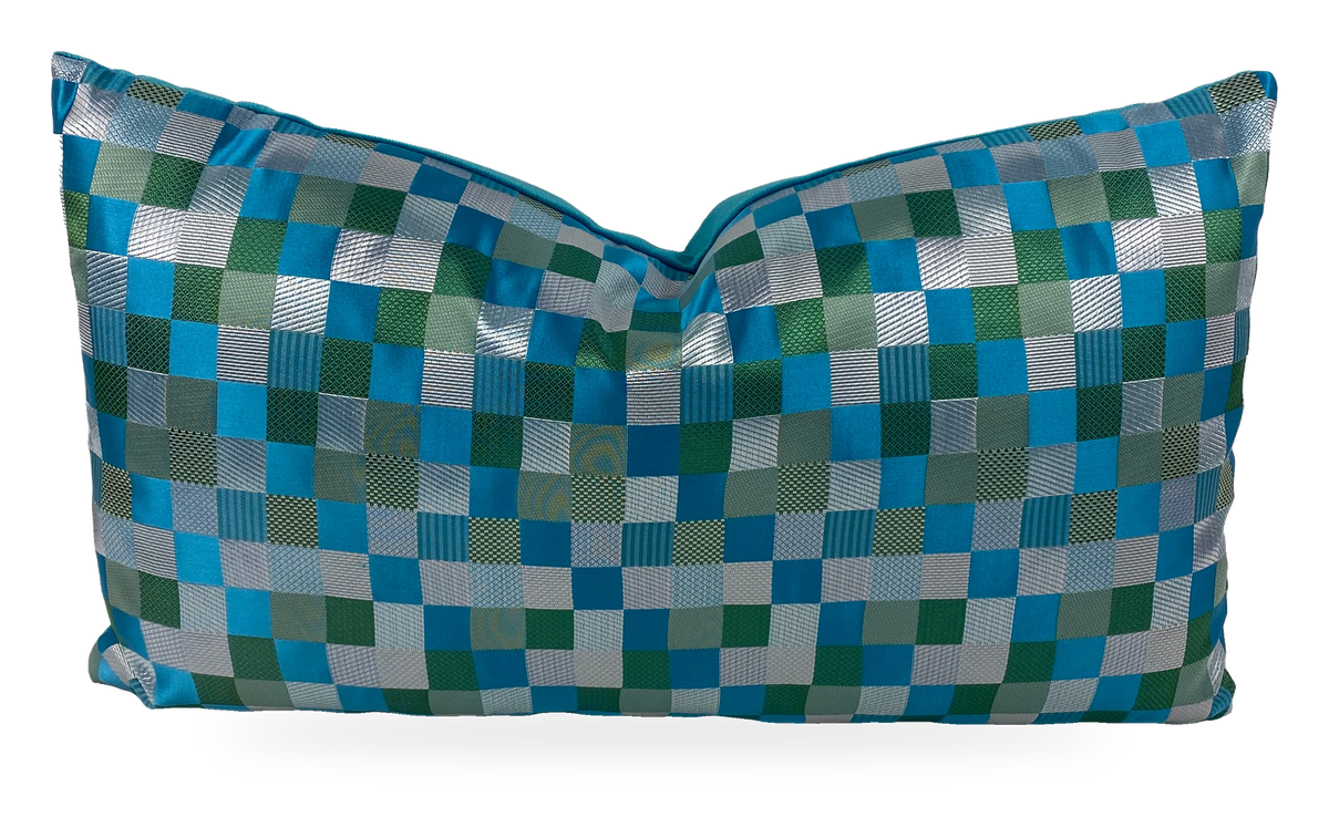 Cubit Aqua – 24" × 14" Luxury Lumbar Pillow