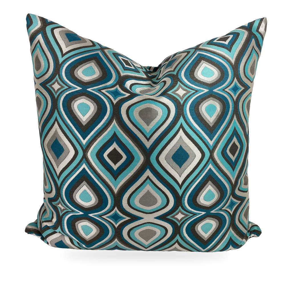Luxury Pillow – 24" × 24" – Doyle