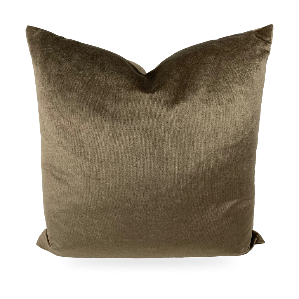 Luxury Pillow – 24" × 24" – Belvedere Otter