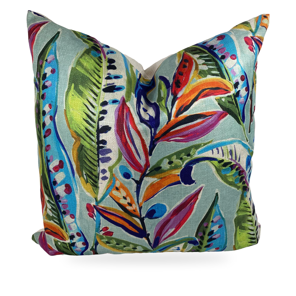 Luxury Pillow – 24" × 24" – Enrique