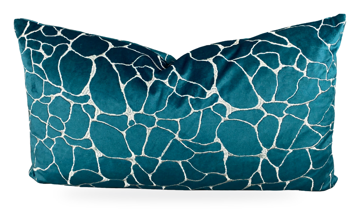 Dare Laguna – 24" × 14" Luxury Lumbar Pillow