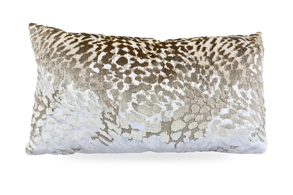 Flirty Gilt – 24" × 14" Luxury Lumbar Pillow