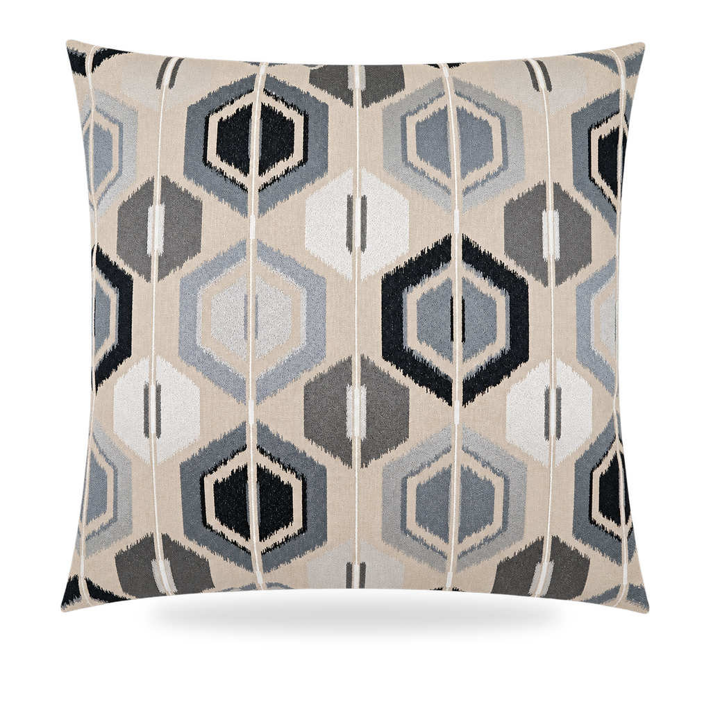 Hamish – 24" × 24" Luxury Square Pillow