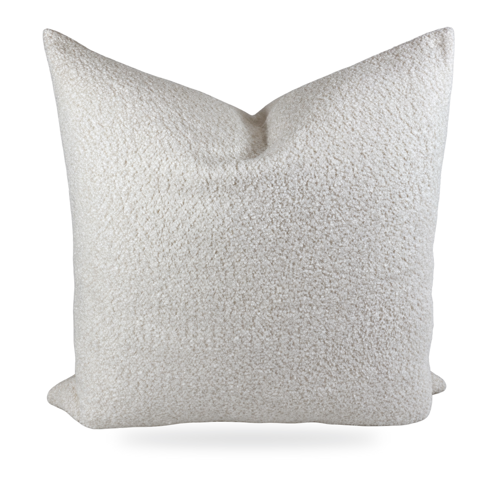 Snuggle Ivory – 24" × 24" Luxury Square Pillow