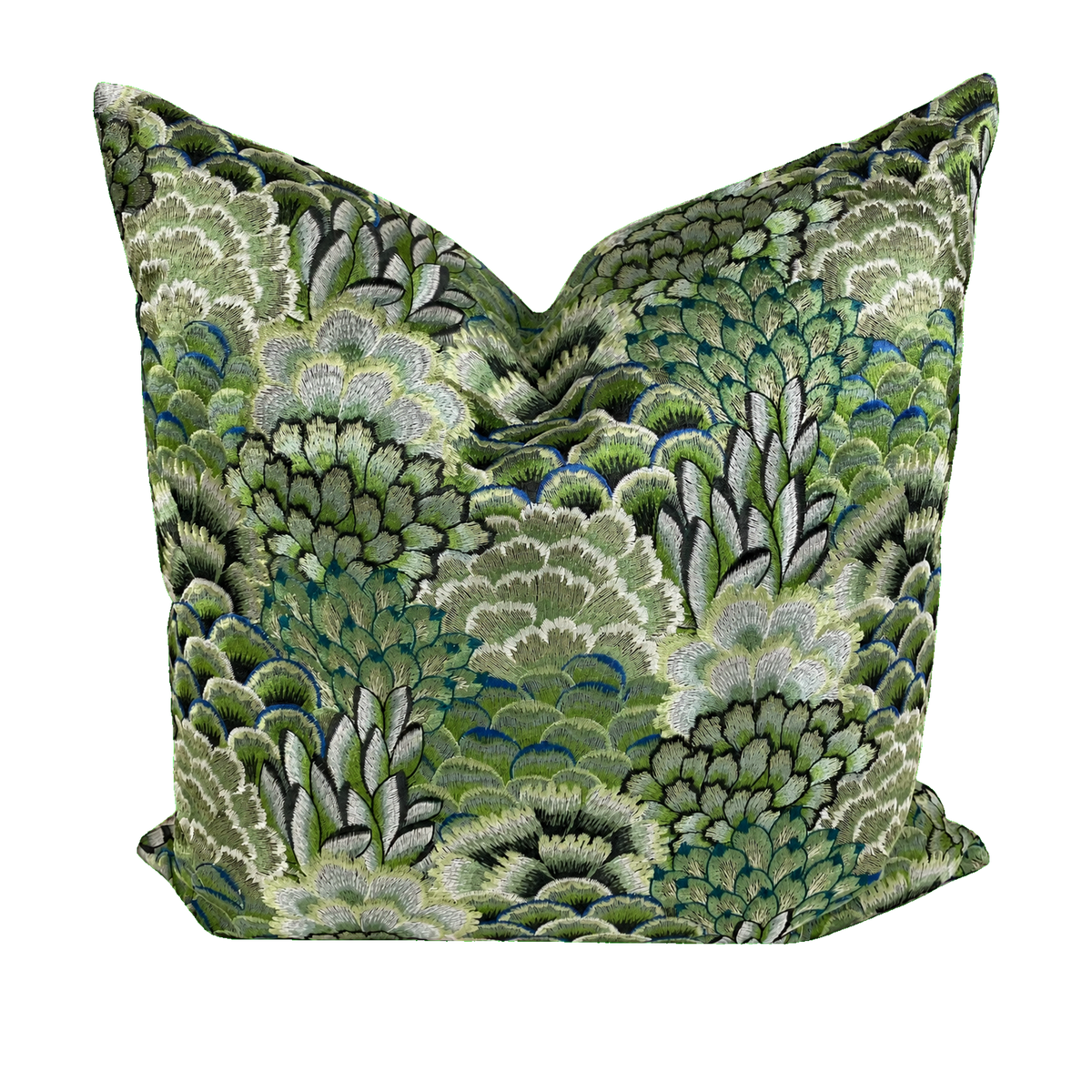 Milla Clover – 24" × 24" Luxury Square Pillow