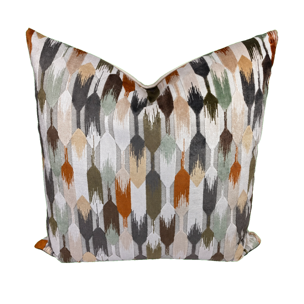 Truette – 24" × 24" Luxury Square Pillow