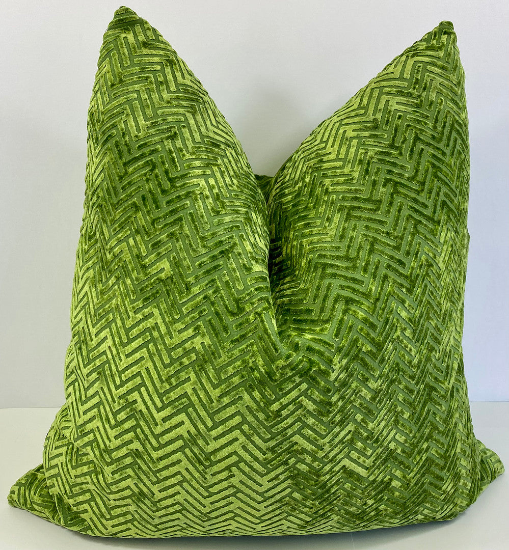 Luxury Pillow - 24" x 24"- Maze-Green