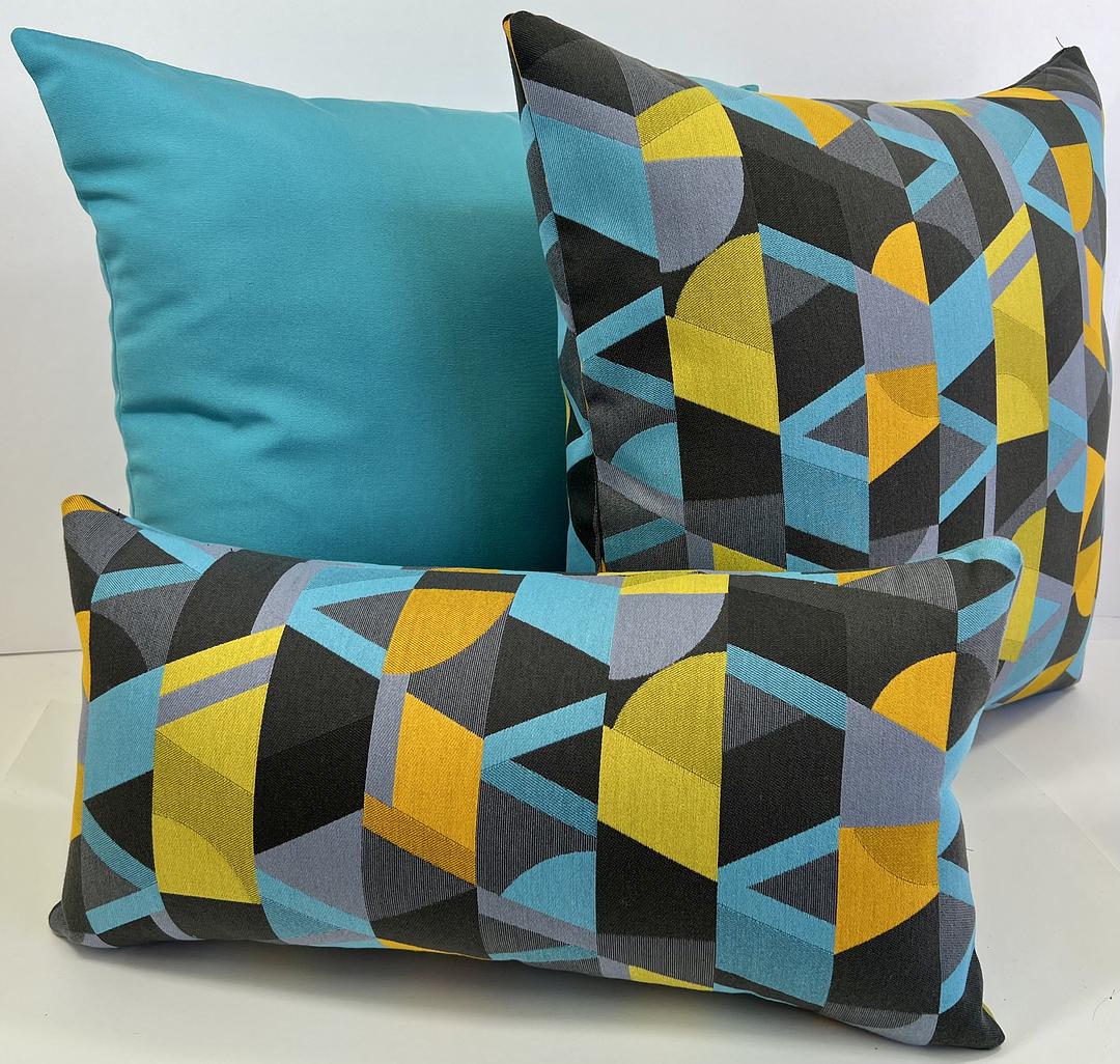 Luxury Outdoor Pillow - 22" x 22" - Malibu-Vibe