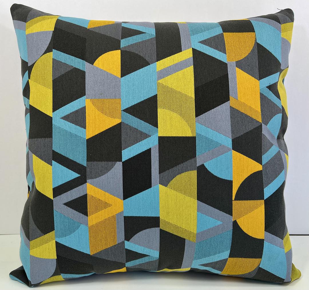 Luxury Outdoor Pillow - 22" x 22" - Malibu-Vibe