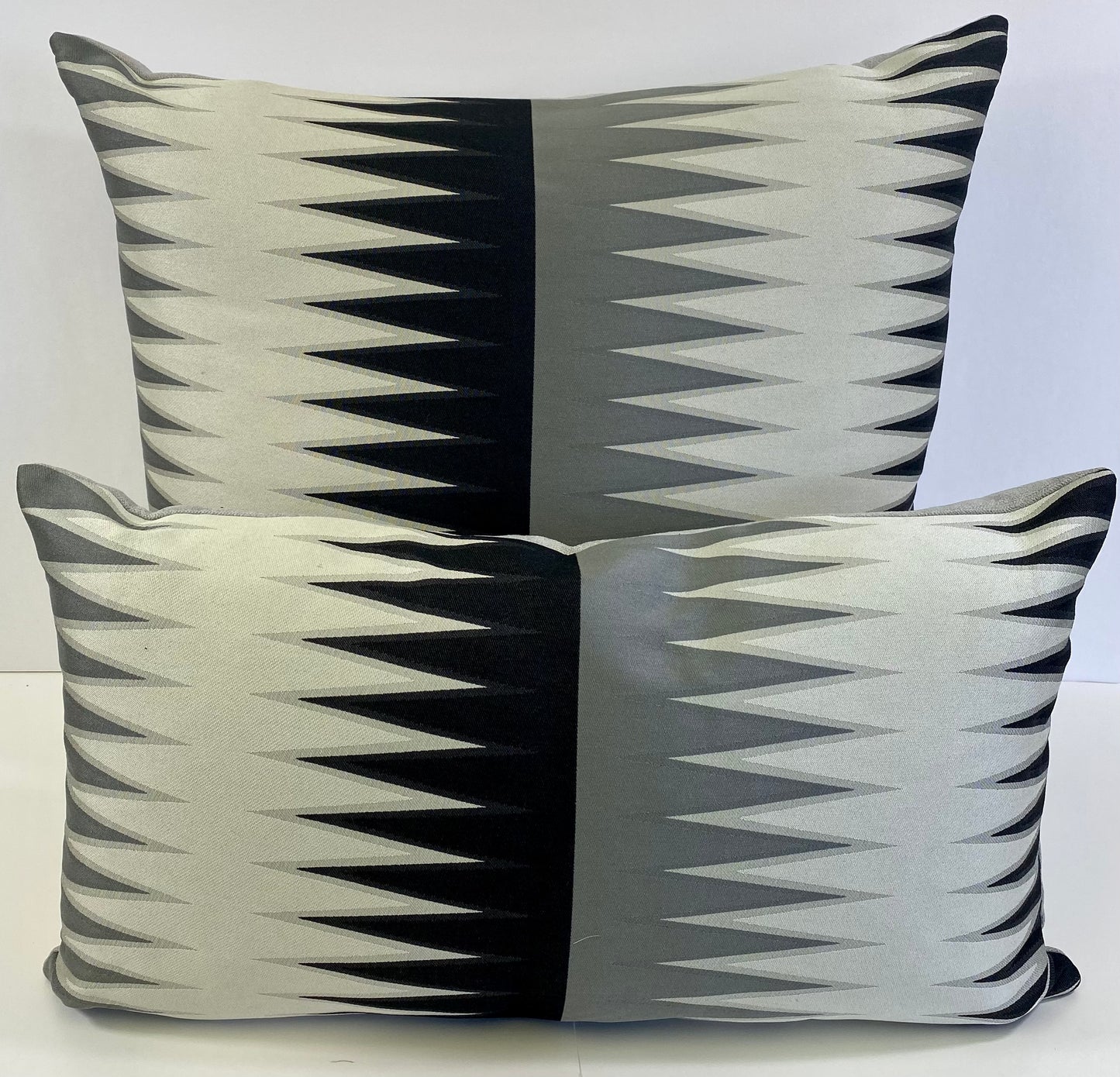 Luxury Pillow - 24" x 24" - Vamanos Ebony