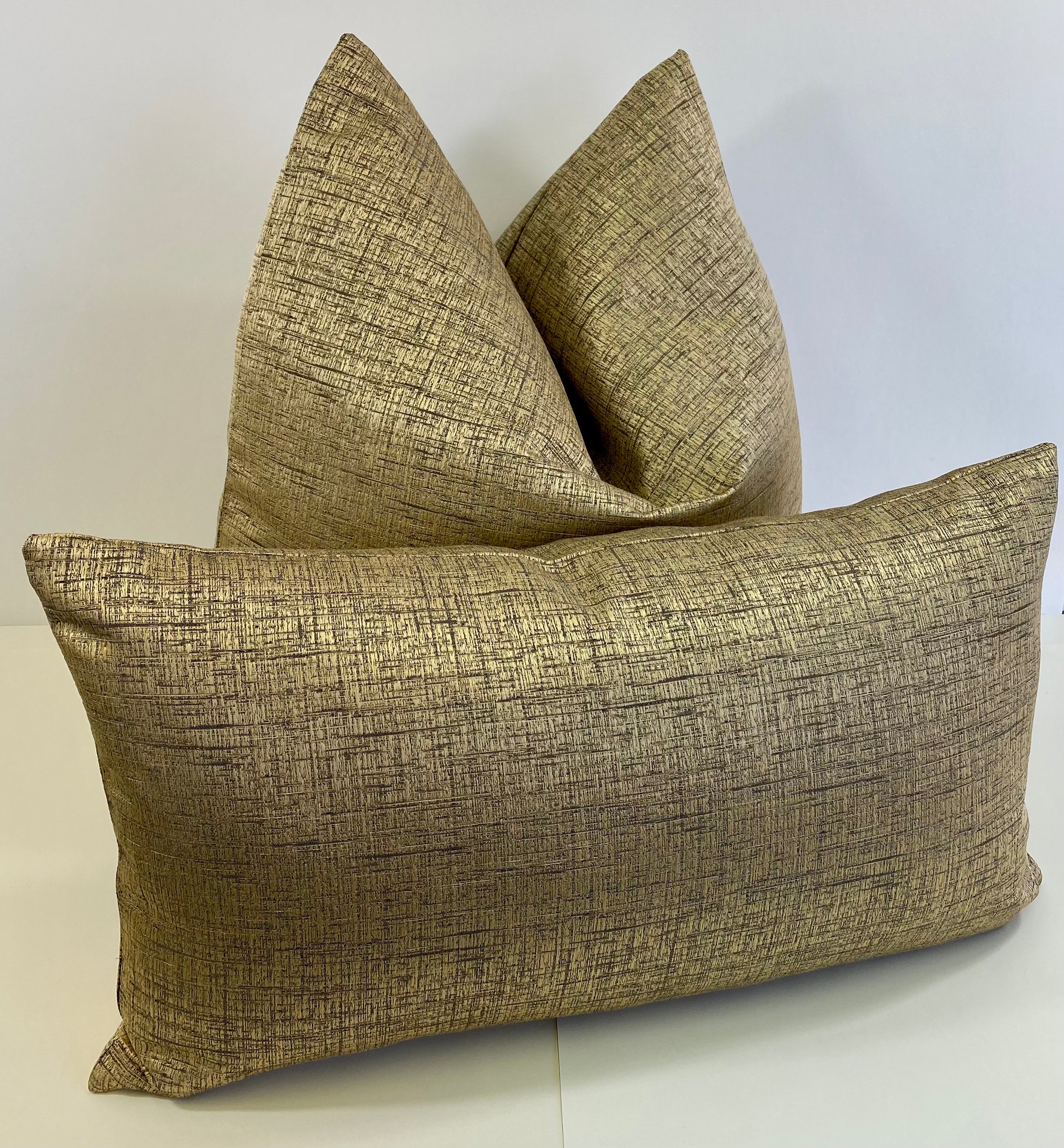 Luxury Pillow – 24" × 24" – Bristol Gold