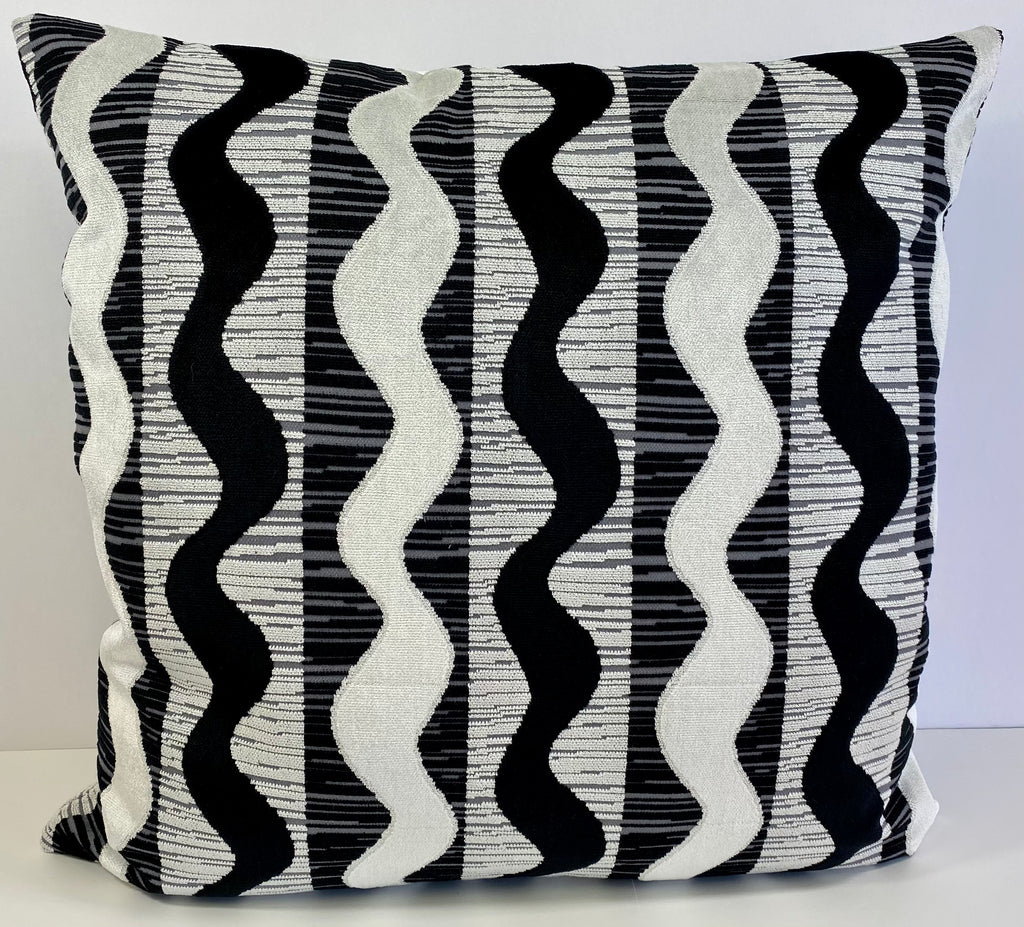 Luxury Pillow - 24” x 24” - Sound Waves