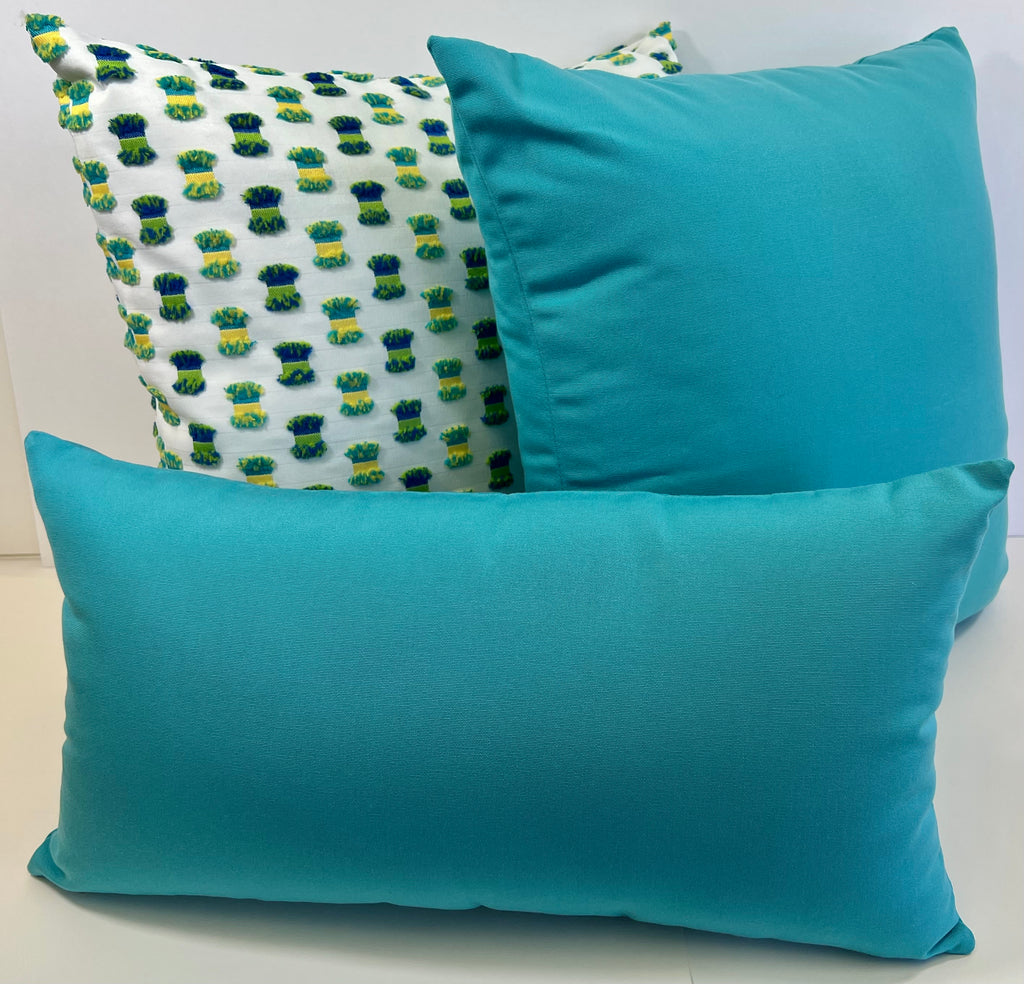 Luxury Outdoor Pillow - 22" x 22" - Saint Kitts - Aqua