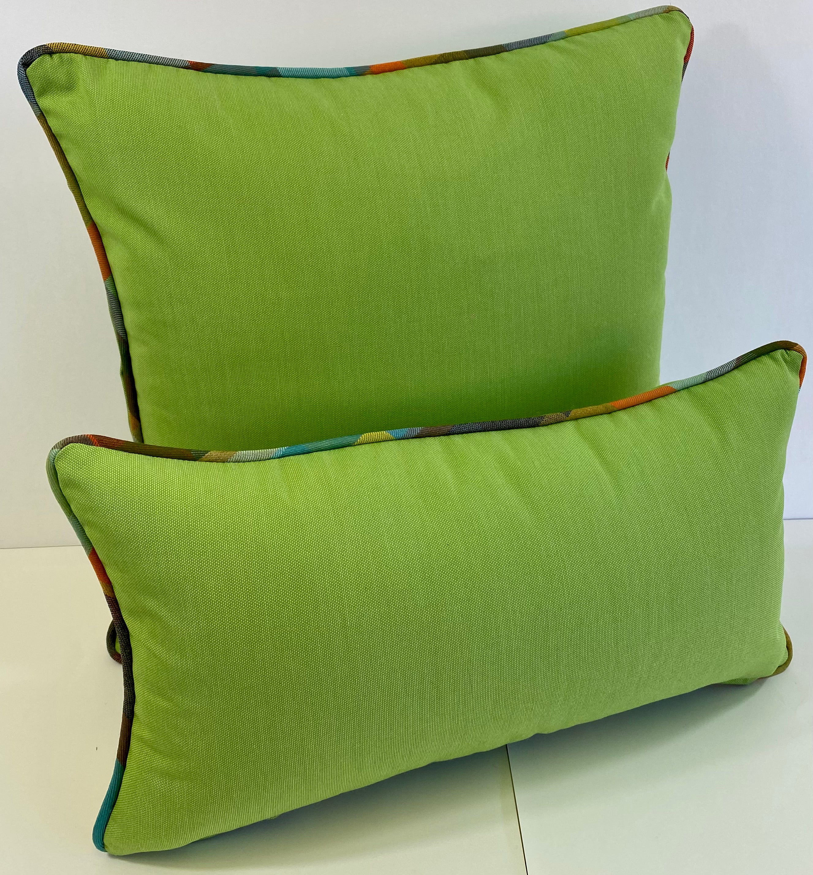 Bright green hot sale throw pillows