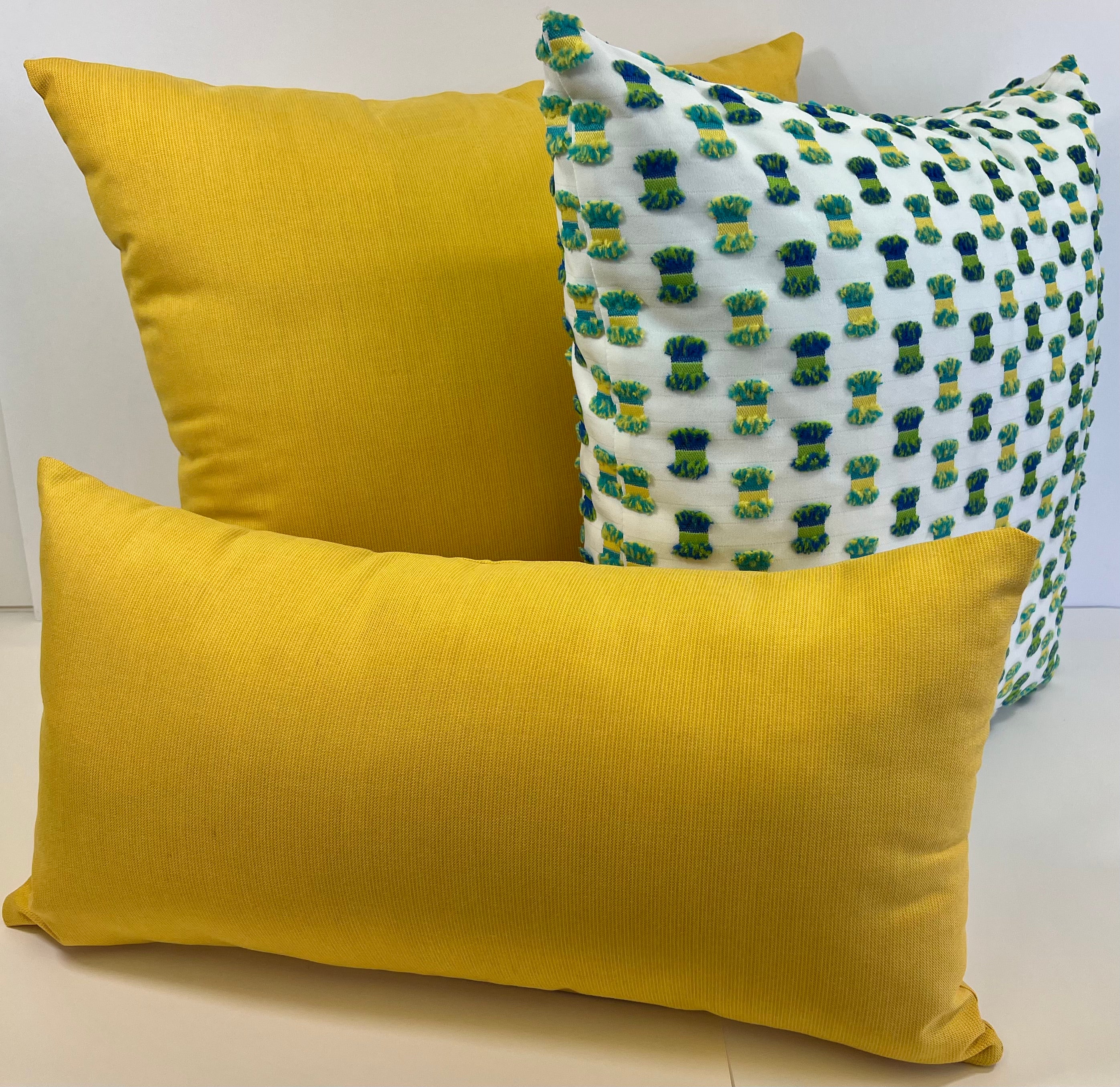 Luxury Outdoor Pillow - 22" x 22" - Gold Coast