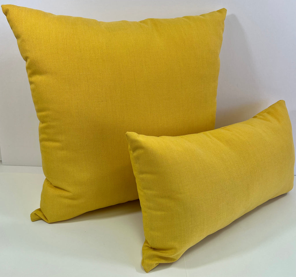 Luxury Outdoor Pillow - 22" x 22" - Gold Coast