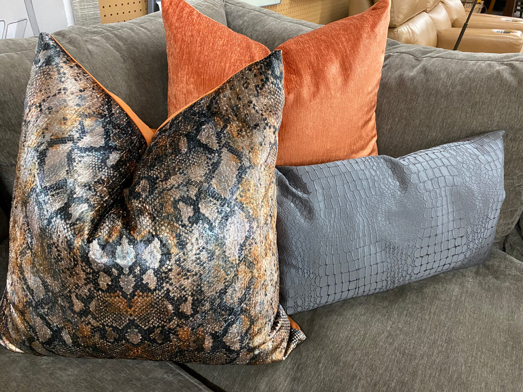 Luxury Pillow -  24" x 24" - Boa