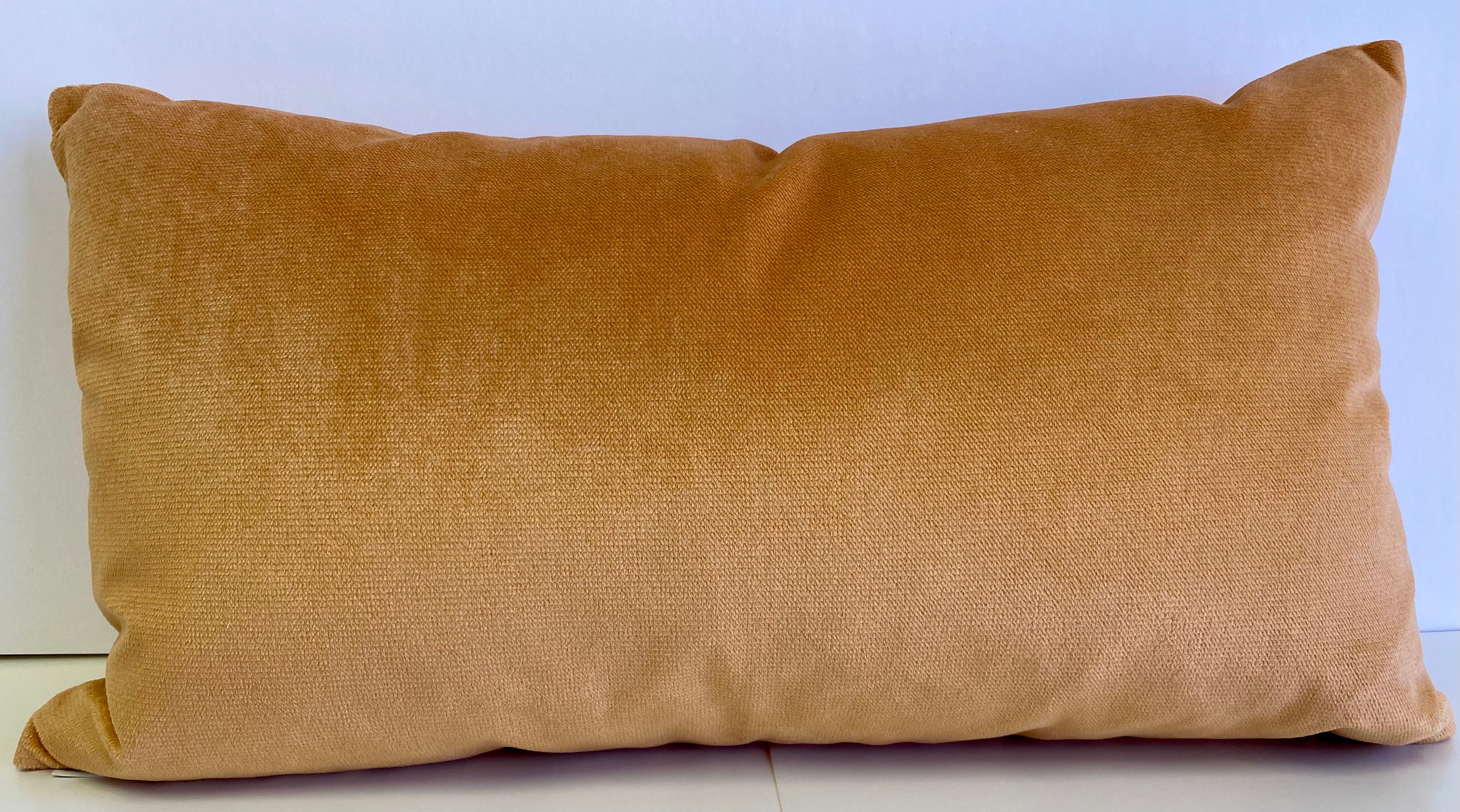 Peach velvet pillow hotsell