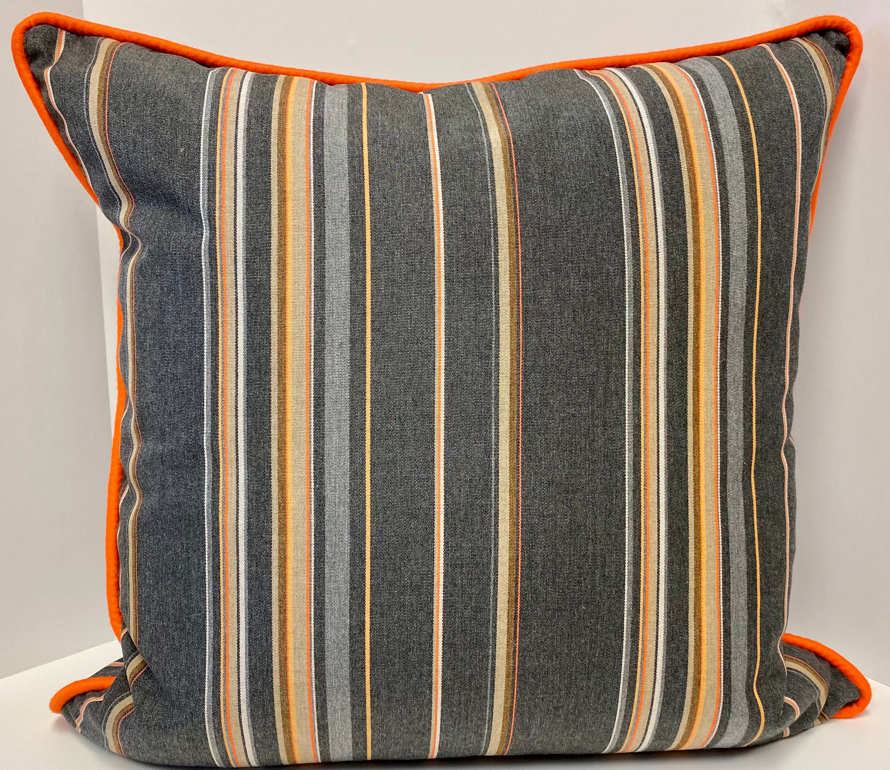Luxury Outdoor Pillow; 22" x 22" - Vallauris-Sunset
