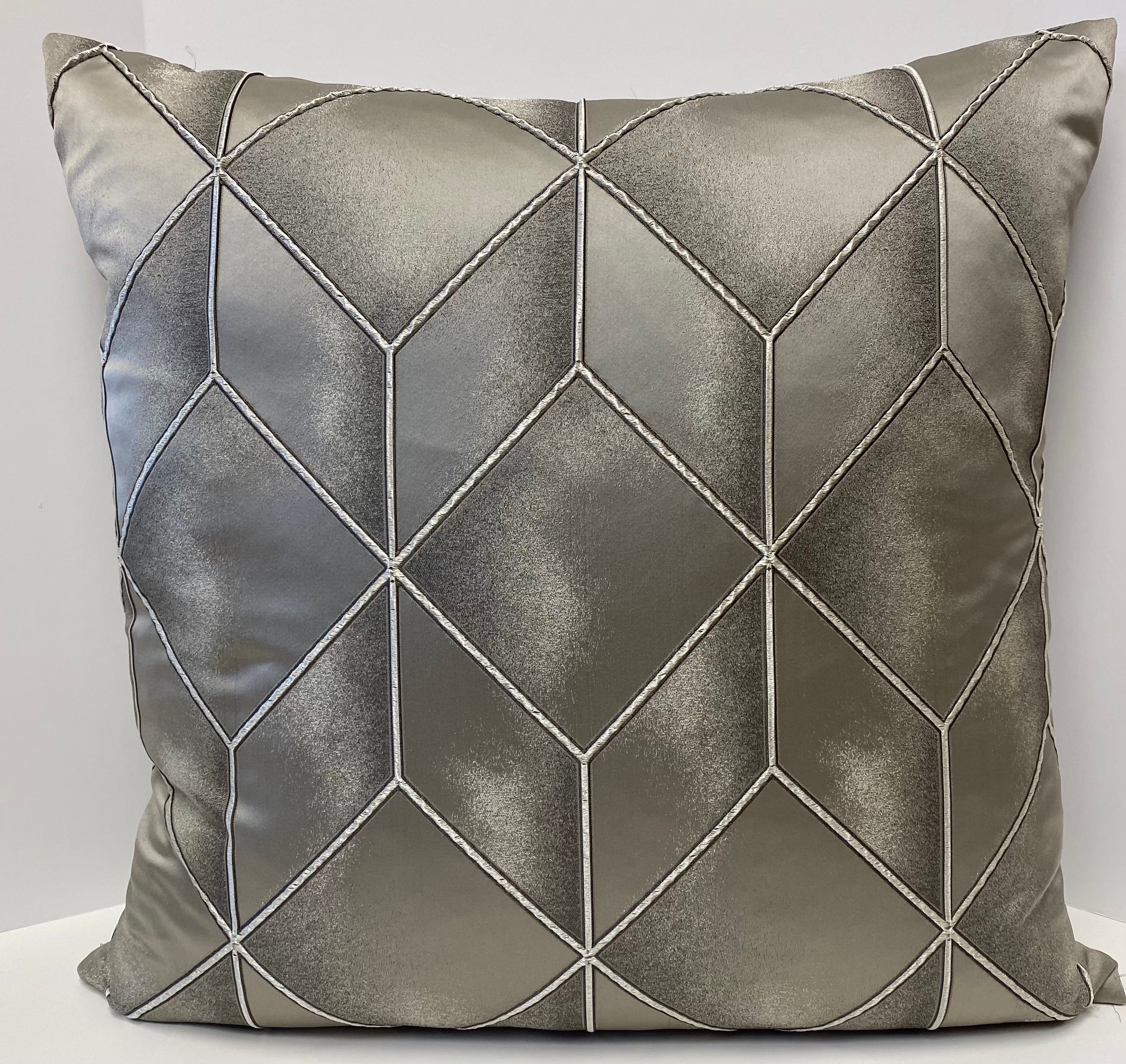 Luxury Pillow - 24" x 24" - Diamond Smoke