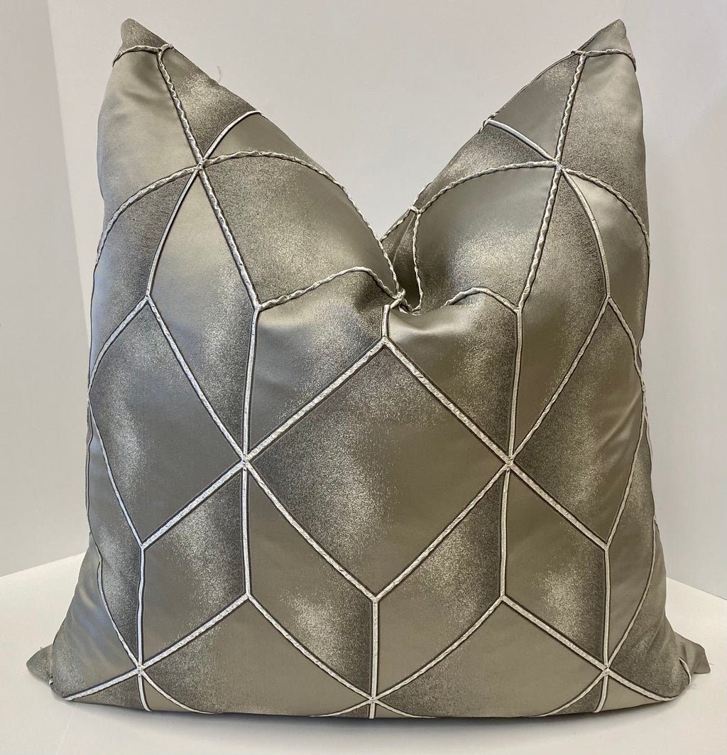 Luxury Pillow - 24" x 24" - Diamond Smoke