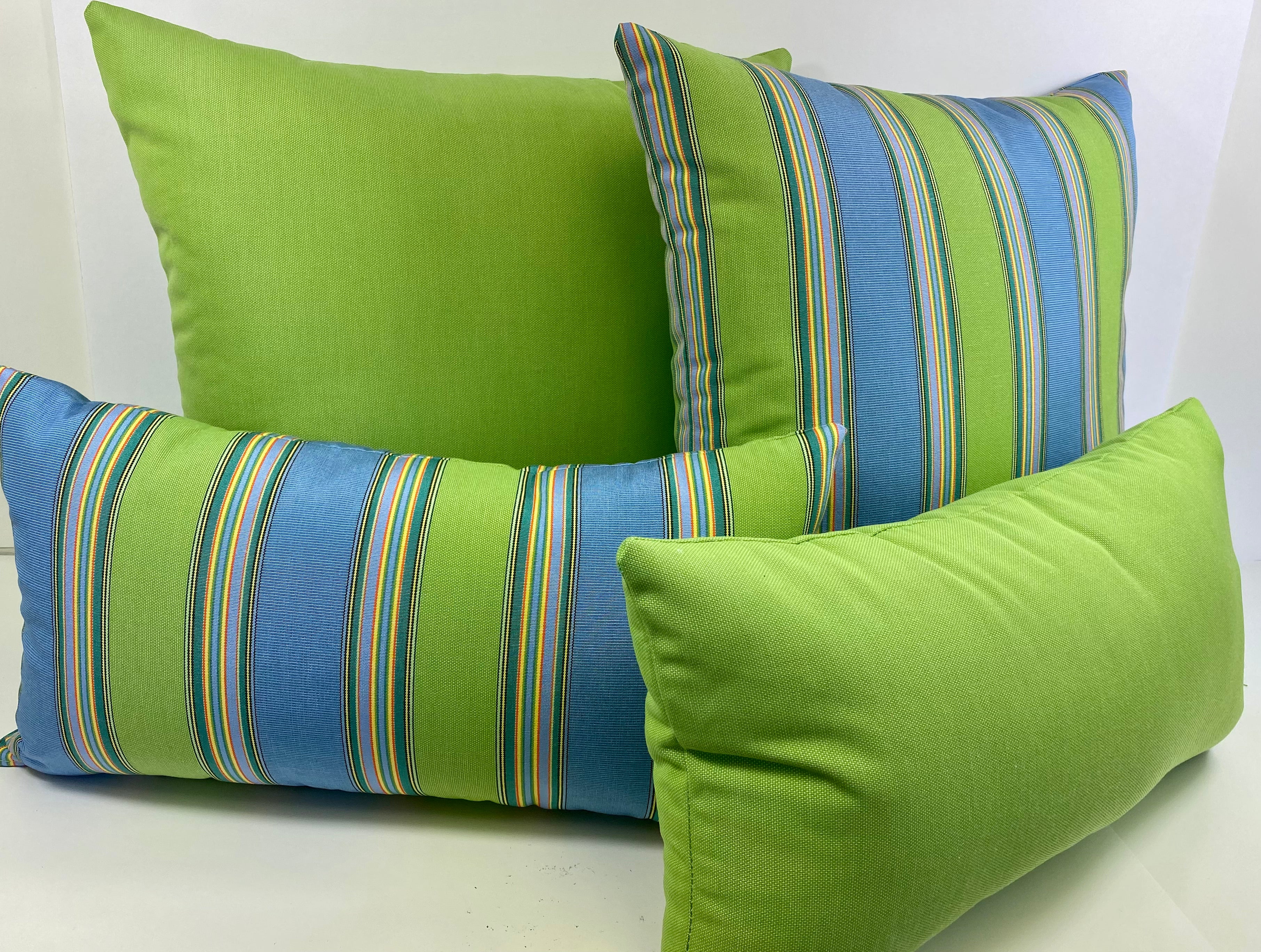 Luxury Outdoor Pillow - 22" x 22" - Newport - Sky Stripe